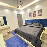 Luxurious 3 Bedrooms Apartment With Private Garden