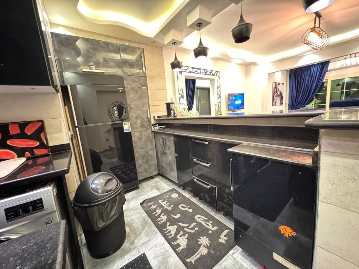 Apartment Luxurious 3 Bedrooms With Private Garden Cairo