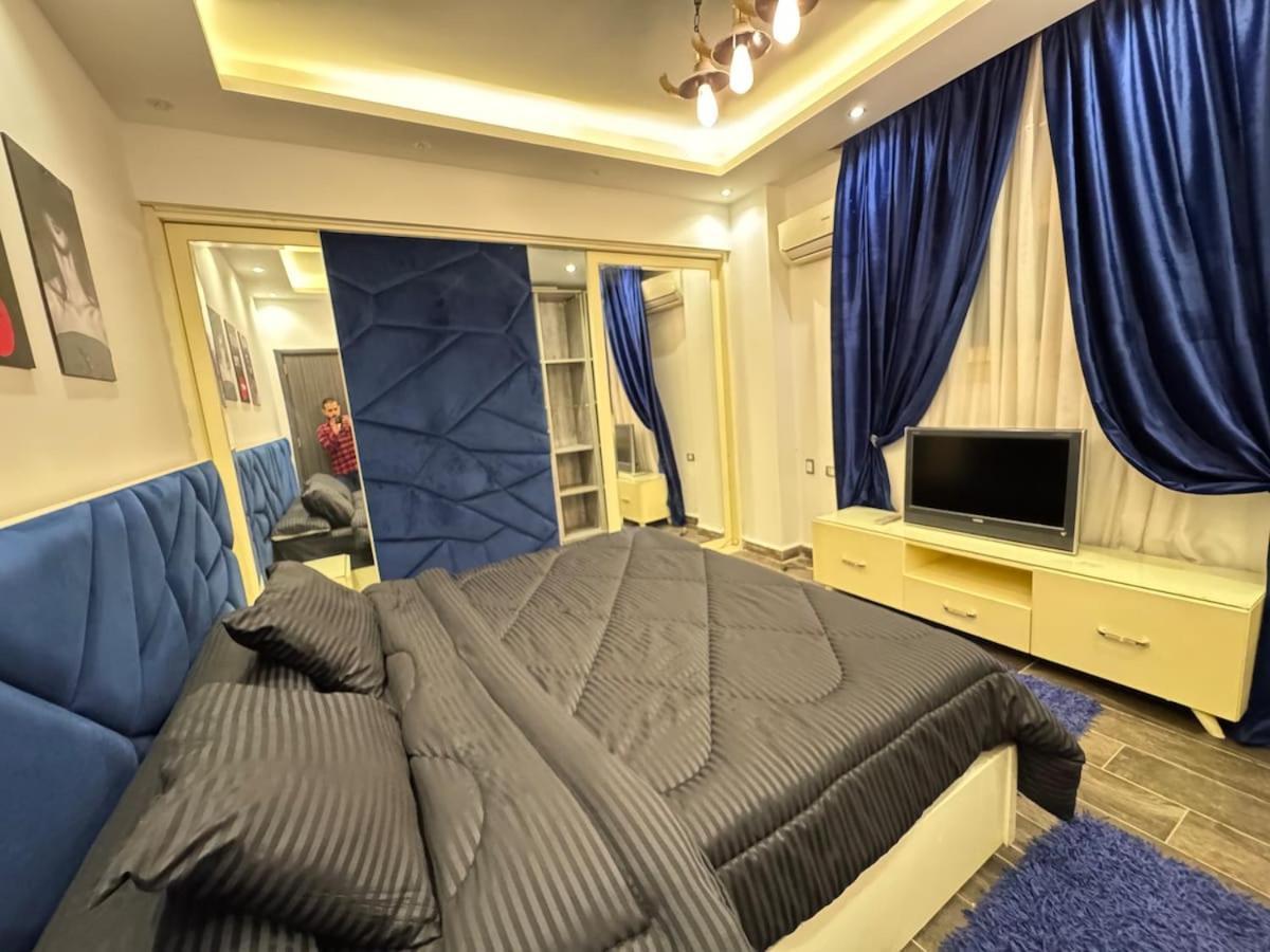 Luxurious 3 Bedrooms With Private Garden Cairo