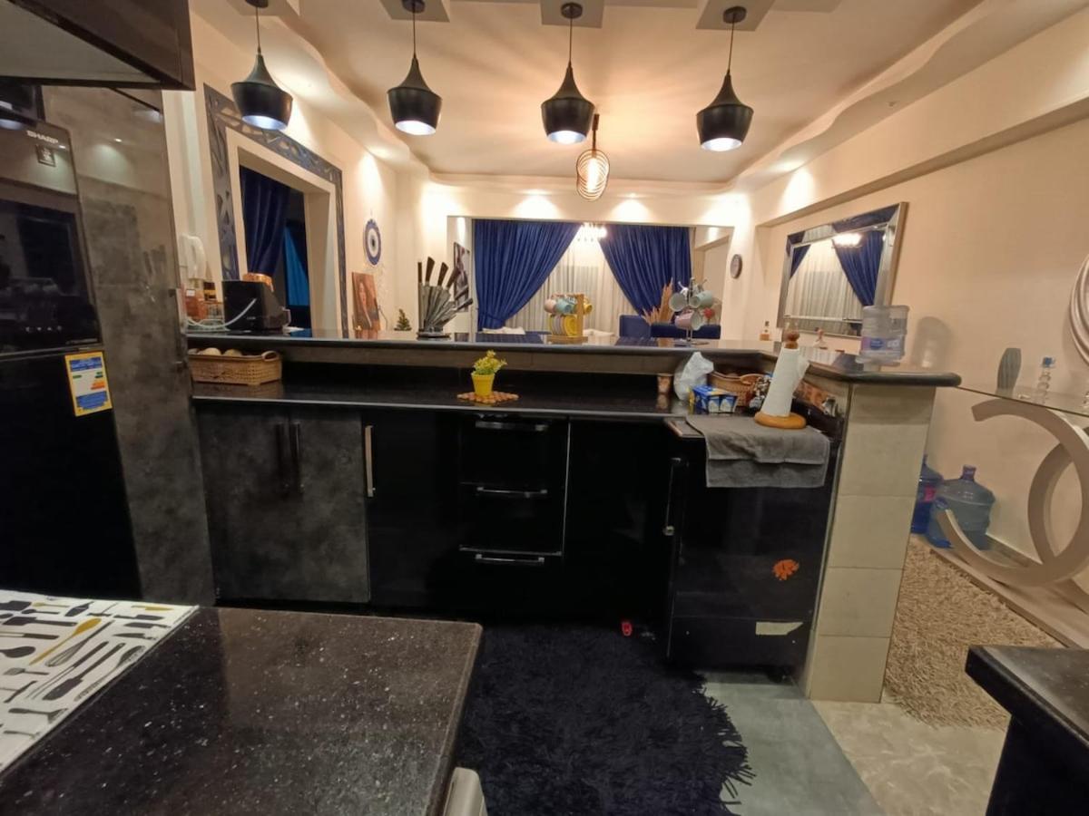 Luxurious 3 Bedrooms With Private Garden Cairo