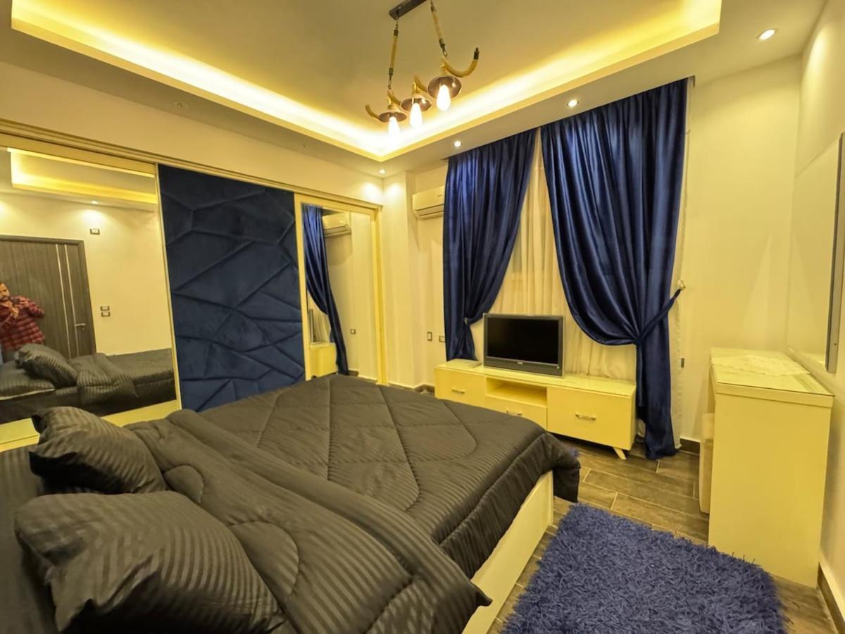 Luxurious 3 Bedrooms With Private Garden * Cairo
